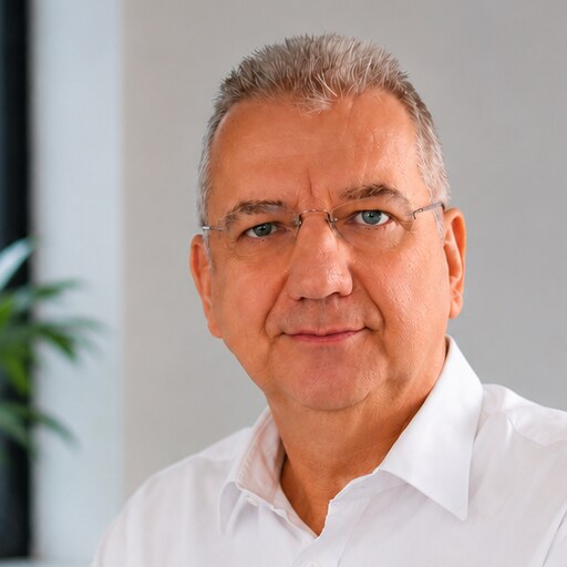 Bernard Collin, CEO at SafeComs